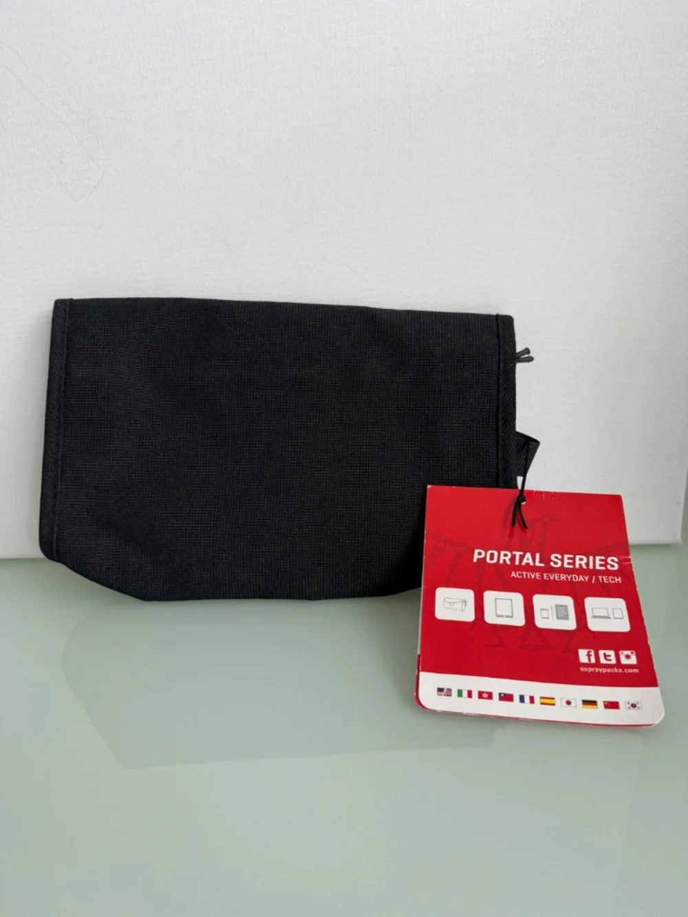 Osprey Portal Series PowerHouse Organizer Pouch NWT Black Pepper 236200-502 2L